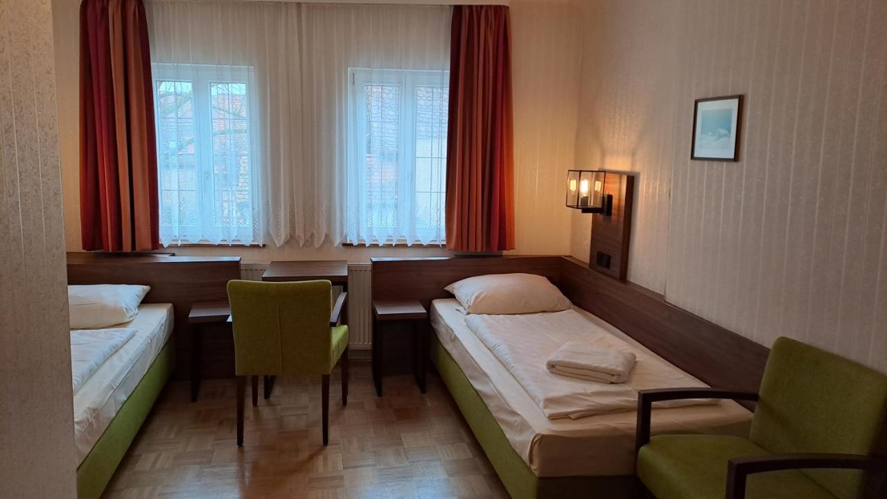 רוטנבורג אוב דר טאובר Hotel-Gasthof Goldener Greifen מראה חיצוני תמונה