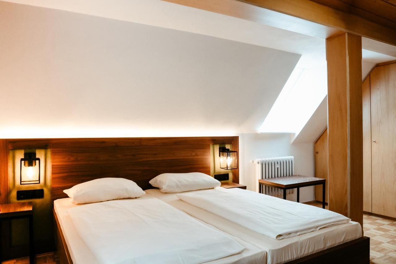 רוטנבורג אוב דר טאובר Hotel-Gasthof Goldener Greifen מראה חיצוני תמונה