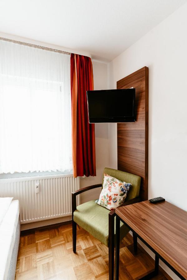 רוטנבורג אוב דר טאובר Hotel-Gasthof Goldener Greifen מראה חיצוני תמונה