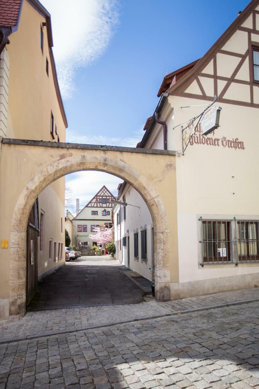 רוטנבורג אוב דר טאובר Hotel-Gasthof Goldener Greifen מראה חיצוני תמונה